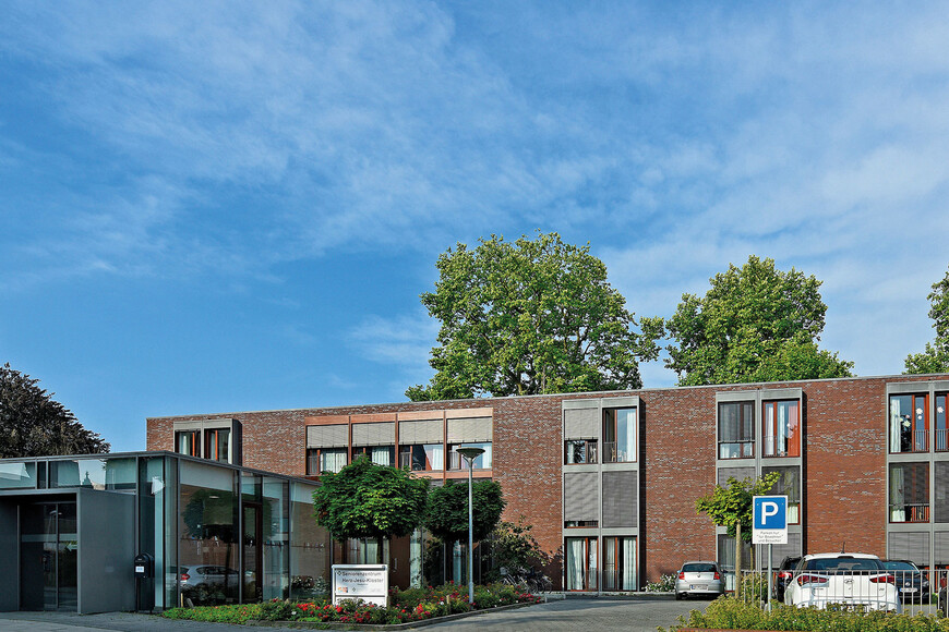 Der moderne Neubau des Seniorenzentrums Herz-Jesu-Kloster in Kleve.