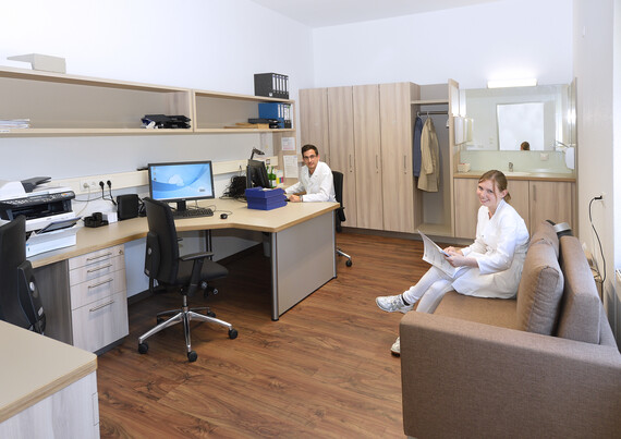 Bestens ausgestattet: Der Arbeitsraum der PJ-Studenten im St.-Antonius-Hospital Kleve.