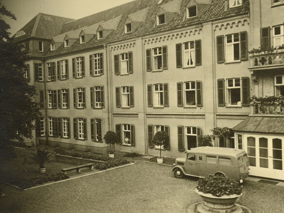 Das St.-Antonius-Hospital um 1935.