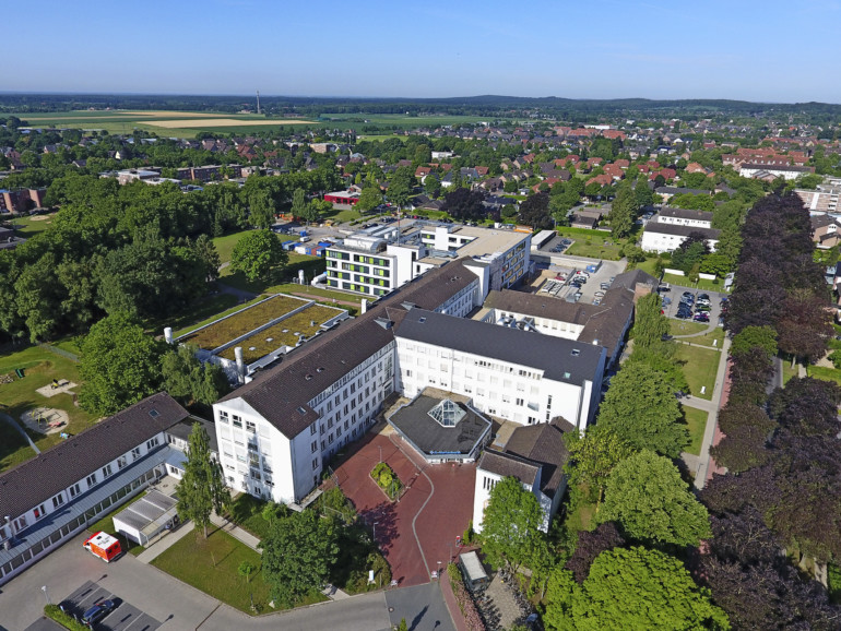 Luftaufnahme des St.-Antonius-Hospitals Kleve.