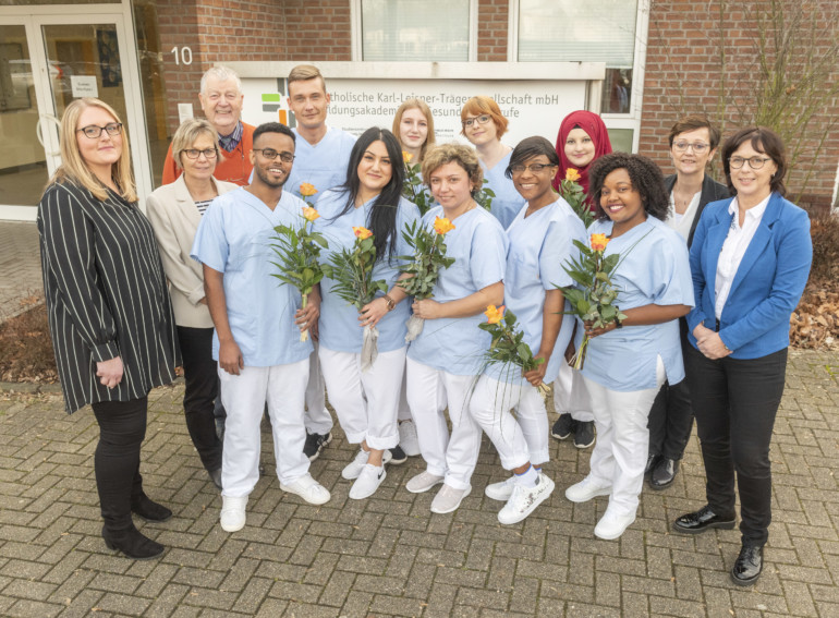 BAG: Die Absolventen der Krankenpflegeassistenz 2019.